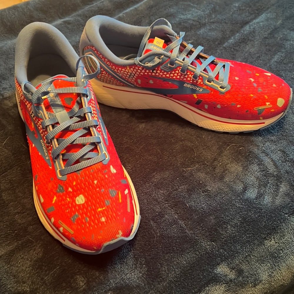 Brooks Ghost 14 size 10.